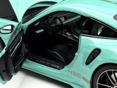 1:18 Porsche 911 992 Turbo S #20 Sport Design Green - Minichamps