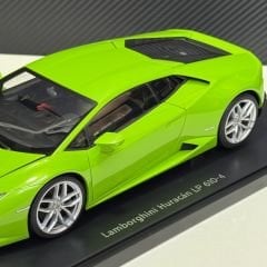 1:18 Lamborghini Huracan LP610-4 Green 2014- Autoart