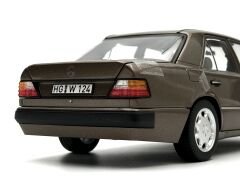 1:18 Mercedes-Benz 500 E W124 1990 Impala Brown - Norev