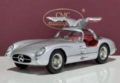 1:18 Mercedes-Benz 300 SLR Uhlenhaut 1955 Red Interior - CMC