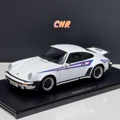 1:18 Porsche 911 3.0 Turbo Martini Stripes 1986 - Autoart Millennium