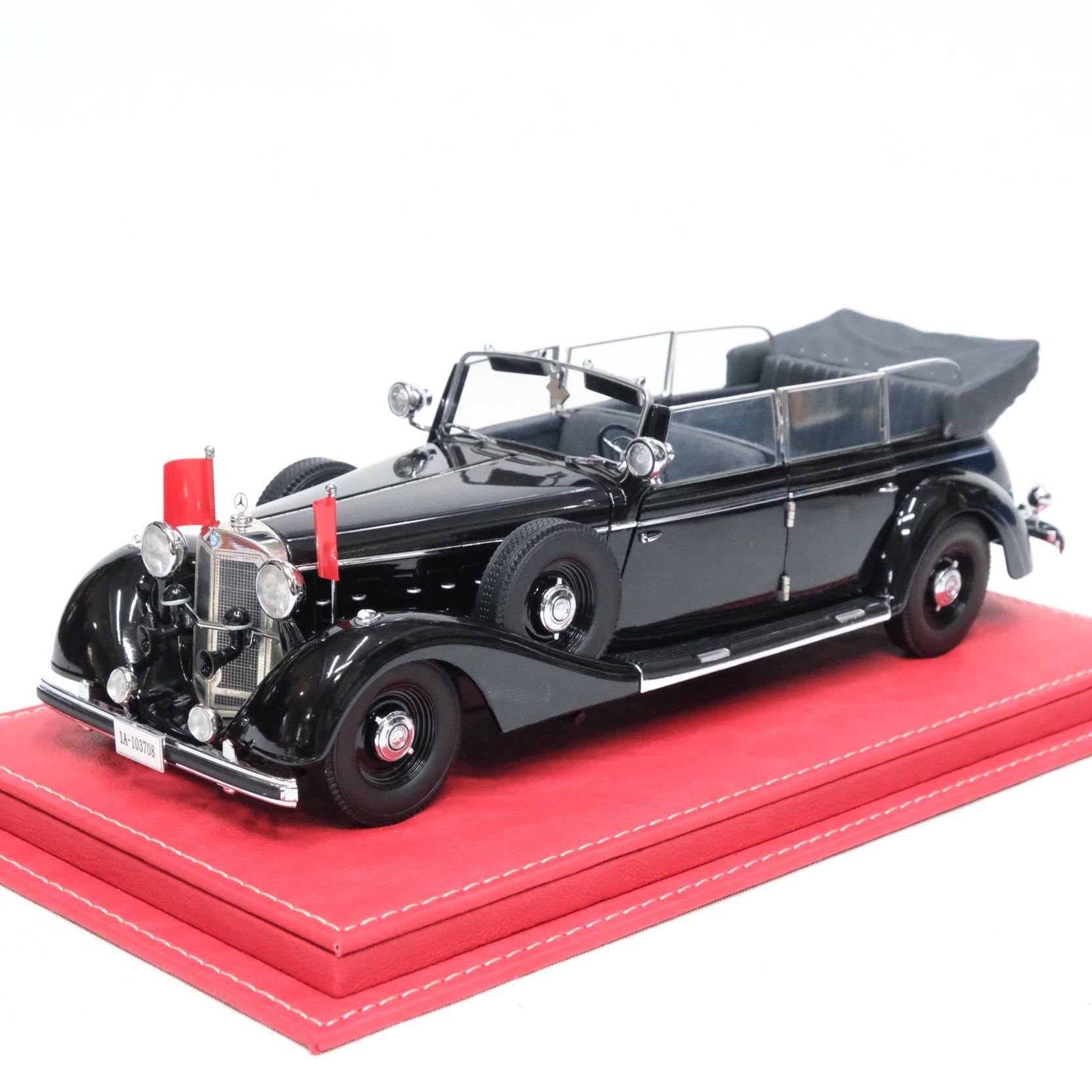 1:18 Mercedes-Benz 770K Pullman 1938 - Signature Model