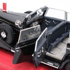 1:18 Mercedes-Benz 770K Pullman 1938 - Signature Model