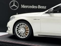 1:18 Mercedes-Benz S65 AMG Diamond White W222 - GT Spirit Dealer