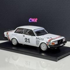 1:18 Ölçek Volvo 240 Turbo Winner 1975 DTM - Autoart Millennium
