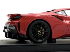 1:18 Ferrari 488 Pista Rosso Corsa Met Limited 50 pcs. - BBR Models