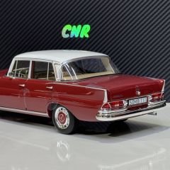 1:18 Mercedes-Benz 220S W111 1959 Middle Red - Norev