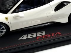 1:18 Ferrari 488 Pista Bianco Italia Limited 32 pcs. - BBR Models