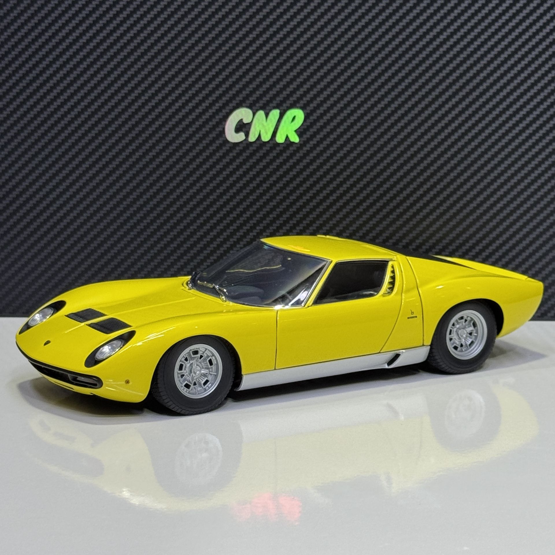 1:18 Lamborghini Miura SV 1971 Yellow - Autoart
