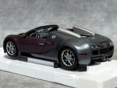 1:18 Bugatti Veyron Grand Sport 2009 Grey/Purple Met - Minichamps