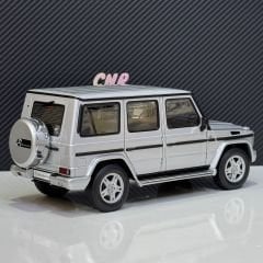 1:18 Mercedes-Benz G-Wagon G500 V8 LWB Brillant Silver - Autoart