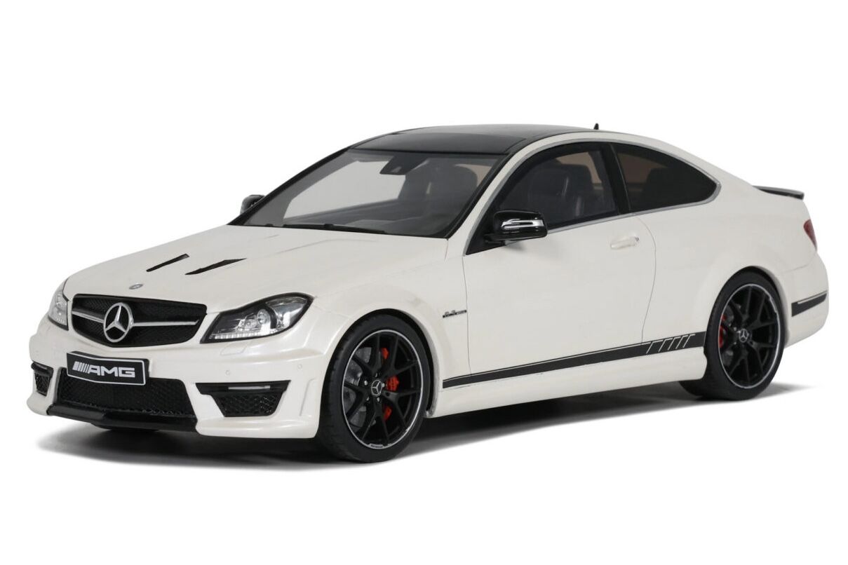 1:18 Mercedes-Benz C63 AMG Edition 507 Diamond White - GT Spirit