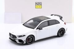 1:18 Mercedes-Benz A45S Polar White 2023- NZG Dealer