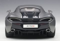 1:18 McLaren 570S Blade Silver 2015 76043 - Autoart