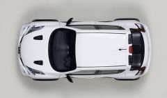 1:18 Nissan Juke R 2.0 White 2016 77456 - Autoart