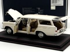 1:18 Mercedes-Benz 200 W110 Universal Cream 1966 - Norev