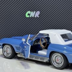 1:18 Chevrolet Corvette Sting Ray 1967 - Motorbox Exoto