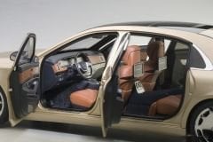 1:18 Mercedes-Maybach S Class S600 SWB Gold 76294 - Autoart