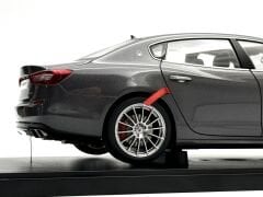 1:18 Maserati Quattroporte GTS 2014 Maratea Grey - Autoart