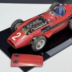 1:18 Maserati 250F Dirty Hero Fransa GP Winner Fangio 1957 - CMC