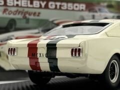 1:18 Ford Shelby GT350 R Pedro Rodriguez 1965 - ACME