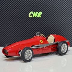 1:18 Ferrari 500 F2 Der Doppelweltmeister 1953 Red - CMC