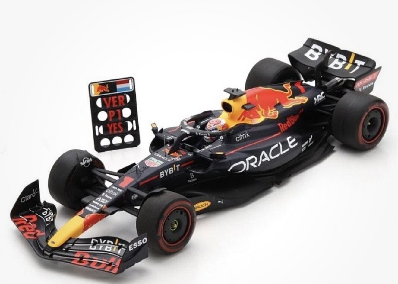 1:18 Oracle Red Bull RB18 Max Verstappen Winner Dutch #1 - Spark
