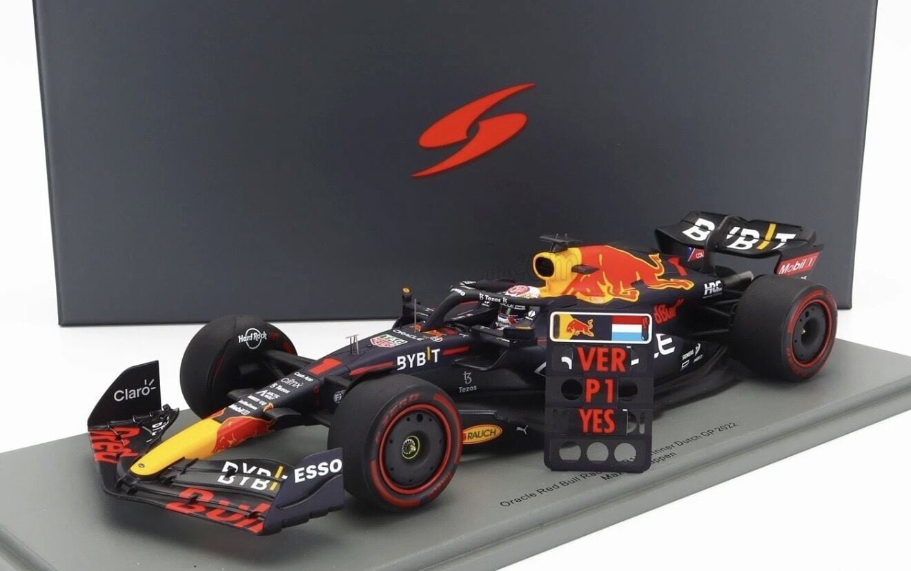 1:18 Oracle Red Bull RB18 Max Verstappen Winner Dutch #1 - Spark
