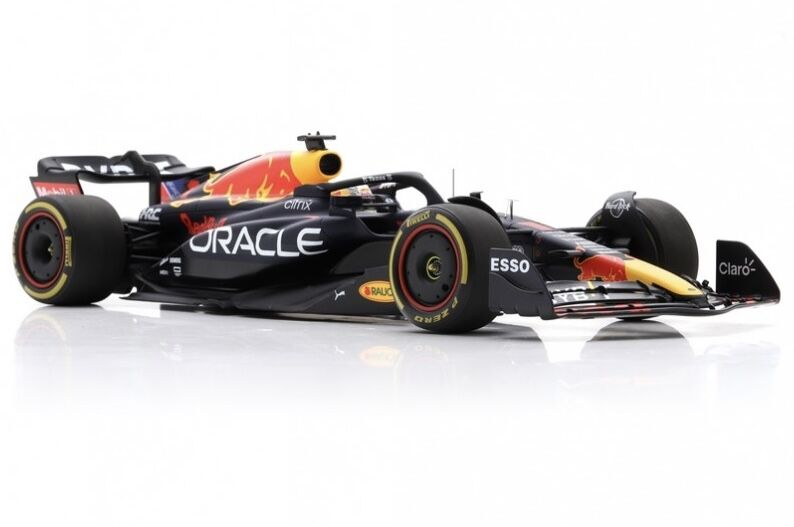 1:18 Oracle Red Bull RB18 Max Verstappen Winner Belgian #1 - Spark