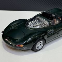 1:18 Jaguar XJ13 British Racing Green 1967 - Autoart Millennium