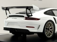 1:18 Porsche 911 991.2 GT3 RS Weissach Package 2018 - Spark