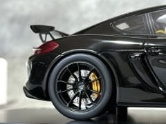 1:18 Porsche Cayman GT4 Black 2016 - Spark