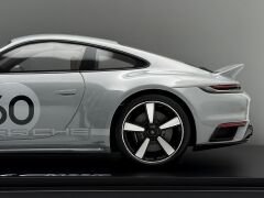 1:18 Porsche 911 992 Sport Classic #60 Grey Met. 2022 - Spark