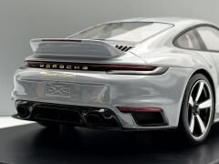 1:18 Porsche 911 992 Sport Classic #60 Grey Met. 2022 - Spark