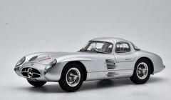 1:18 Mercedes-Benz 300 SLR Uhlenhaut 1955 T1 Tourist Trophy - CMC