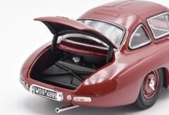 1:18 Mercedes-Benz 300SL GP of Bern 1952 #16 Rudolf Caracciola - CMC