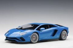 1:18 Lamborghini Aventador S Blue 2017 - Autoart