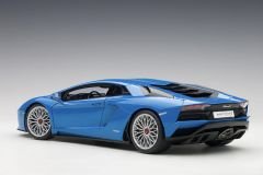 1:18 Lamborghini Aventador S Blue 2017 - Autoart