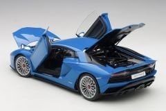 1:18 Lamborghini Aventador S Blue 2017 - Autoart