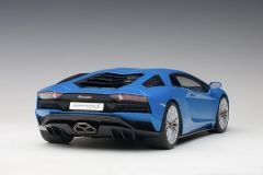 1:18 Lamborghini Aventador S Blue 2017 - Autoart