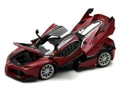 1:18 Ferrari FXX K 2015 Red/Black #88 - Burago Signature