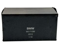 1:18 BMW M5 F10 M Sakhir Orange 2012 - Kyosho