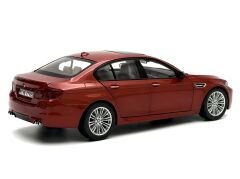1:18 BMW M5 F10 M Sakhir Orange 2012 - Kyosho