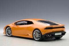 1:18 Lamborghini Huracan LP610-4 Orange 2014- Autoart
