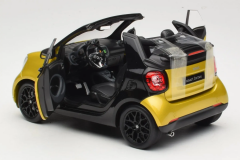 1:18 Smart Fortwo Cabrio 453 Black/Yellow 2015 - Norev