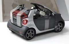 1:18 Smart Fortwo Cabrio 453 Grey/Silver 2015 - Norev