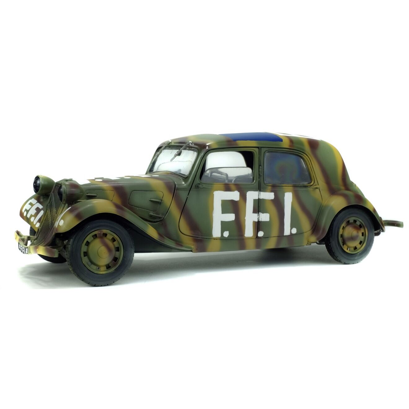 1:18 Citroen Traction 11 CV French Army 1944 - Solido
