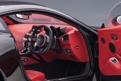1:18 Aston Martin Vantage 2019 Jet Black 70275 - Autoart