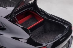 1:18 Aston Martin Vantage 2019 Jet Black 70275 - Autoart