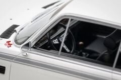 1:18 BMW 3.0 CSL Chamonix White 1972 E9 OT1145 - OTTO Mobile